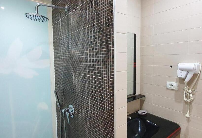 חדר אקונומי, Kamomil