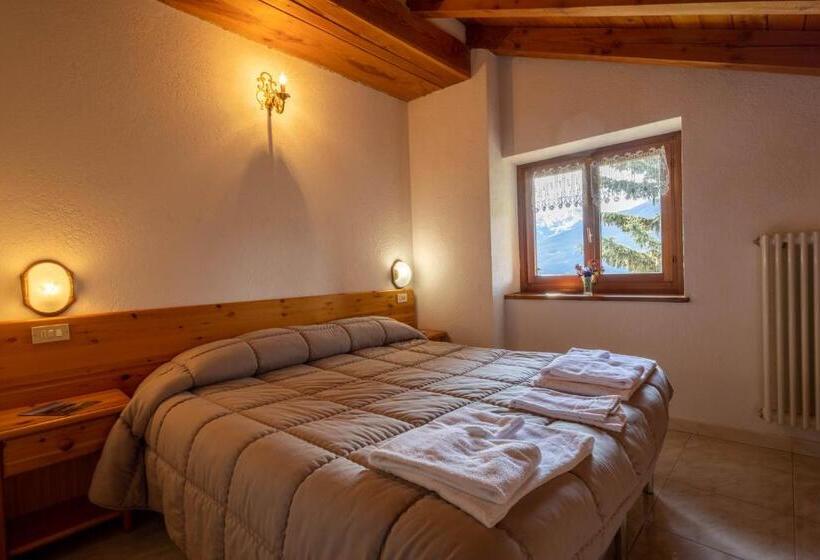 Номер Стандарт Вид на Горы, Le Vieux Noyer   Appartamenti Al Verde Villaggio Di Rumiod