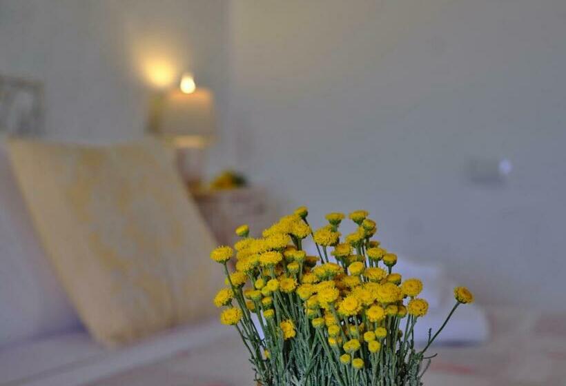 Номер Стандарт Вид на Сад, Locanda Murales Turismo Rurale