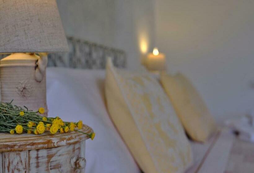 스탠다드 룸 가든 전망, Locanda Murales   Turismo Rurale