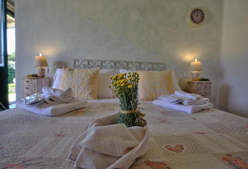 스탠다드 룸 가든 전망, Locanda Murales   Turismo Rurale