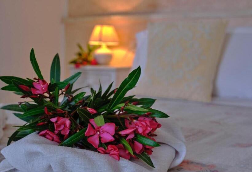 클래식 4인 룸, Locanda Murales   Turismo Rurale