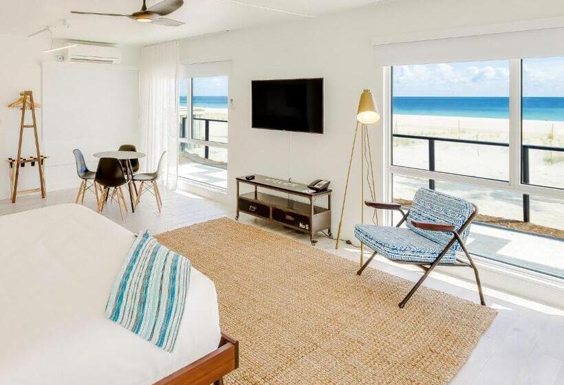 סוויטת ג'וניור מיטת קינג, Plunge Beach Resort