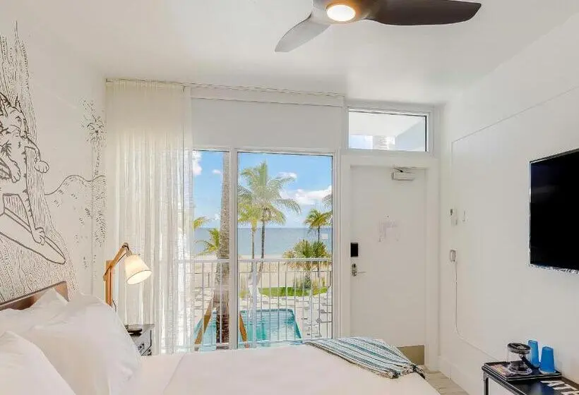 オーシャンビュージュニアスイート, Plunge Beach Resort