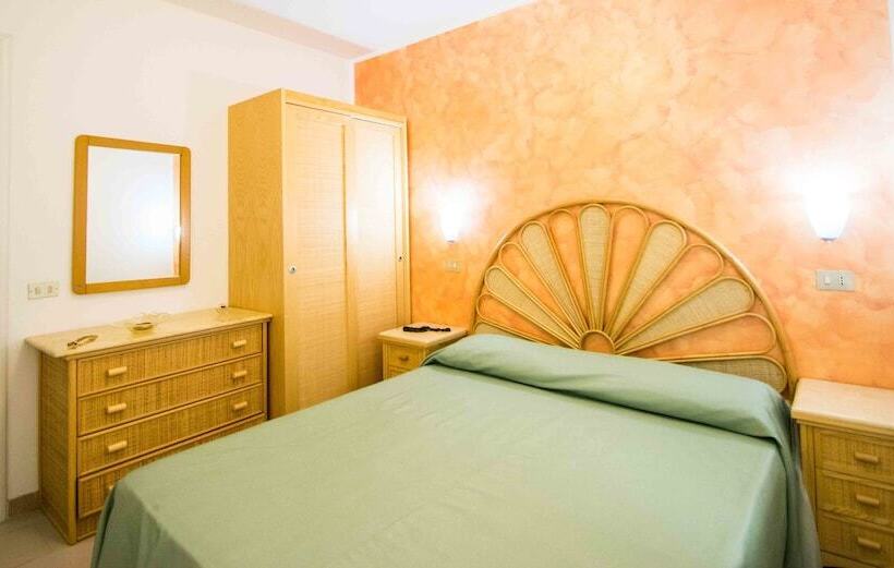 חדר משפחתי, Resort Rocca Di Vadaro