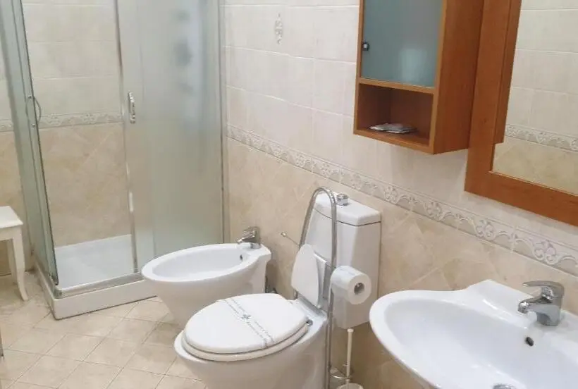 اتاق استاندارد سه نفره, Rs San Sebastiano Holidays