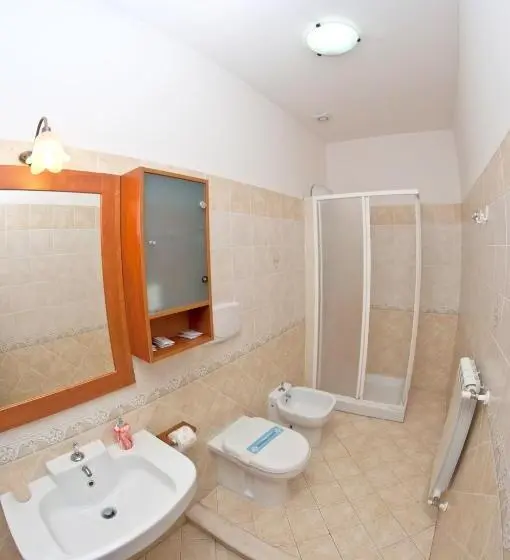 اتاق استاندارد چهار تخته, Rs San Sebastiano Holidays