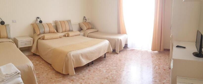 4인용 스탠다드 룸, Rs San Sebastiano Holidays