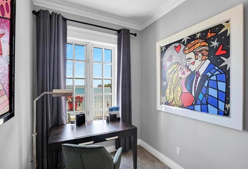 デラックススイート, Somerset A Private Retreat