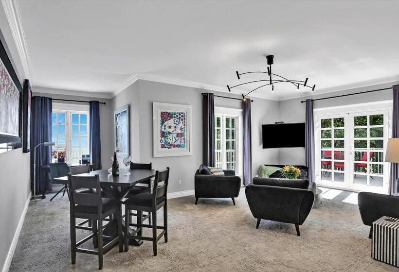 デラックススイート, Somerset A Private Retreat