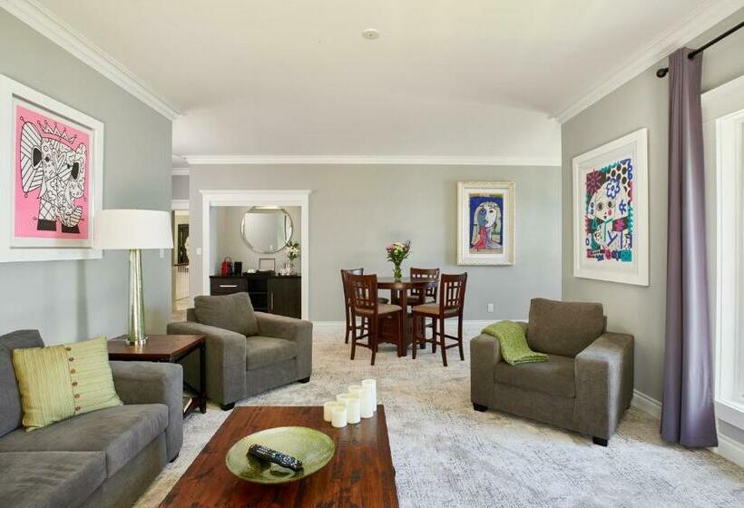 デラックススイート, Somerset A Private Retreat