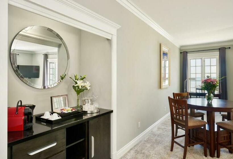 デラックススイート, Somerset A Private Retreat