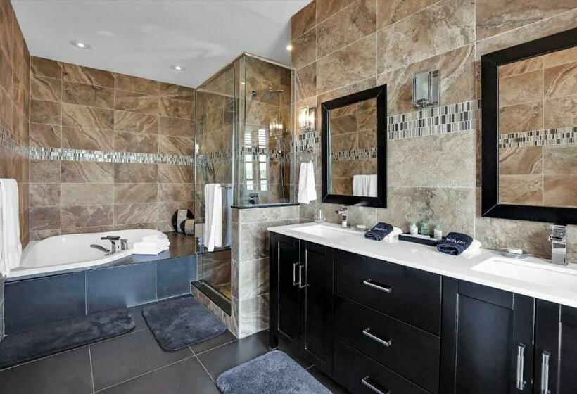 デラックススイート, Somerset   A Private Retreat