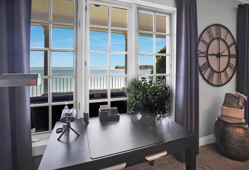 デラックススイート, Somerset A Private Retreat