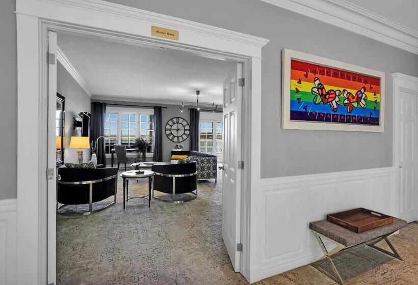 デラックススイート, Somerset A Private Retreat