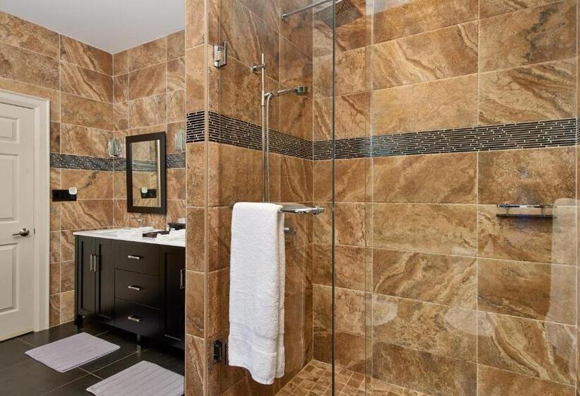 デラックススイート, Somerset A Private Retreat