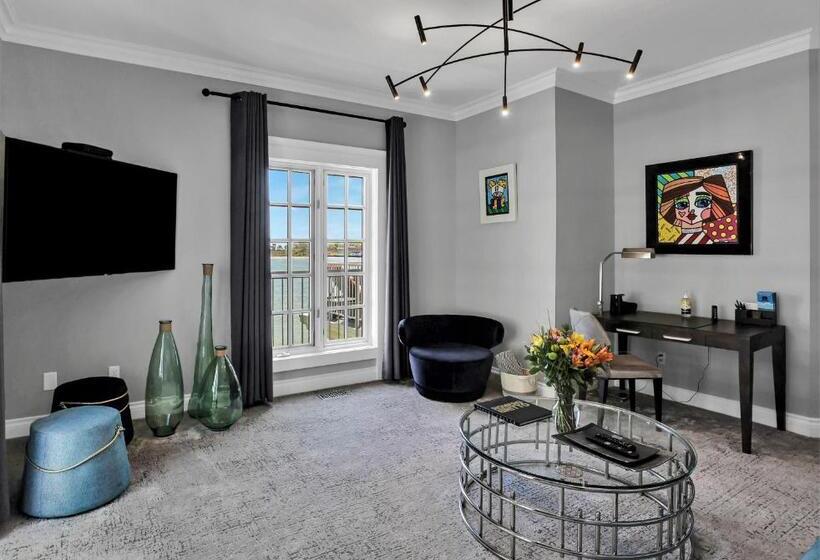 プレミアムスイート, Somerset A Private Retreat