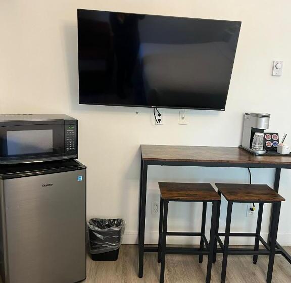 スイート(家族用), The Spot