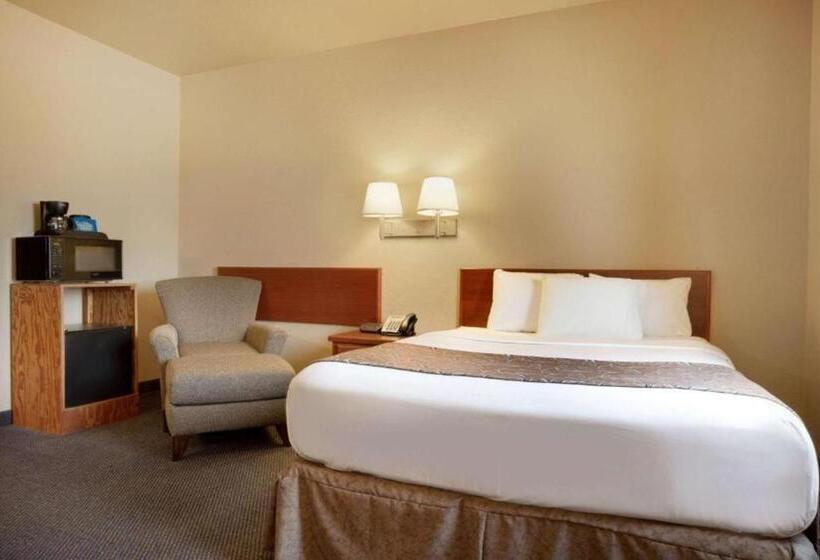 Номер Стандарт, Travelodge By Wyndham Gillette