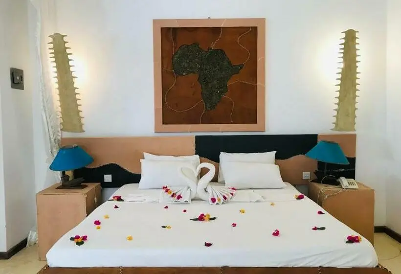 سوییت سوپریور, White Elephant Sea Lodge