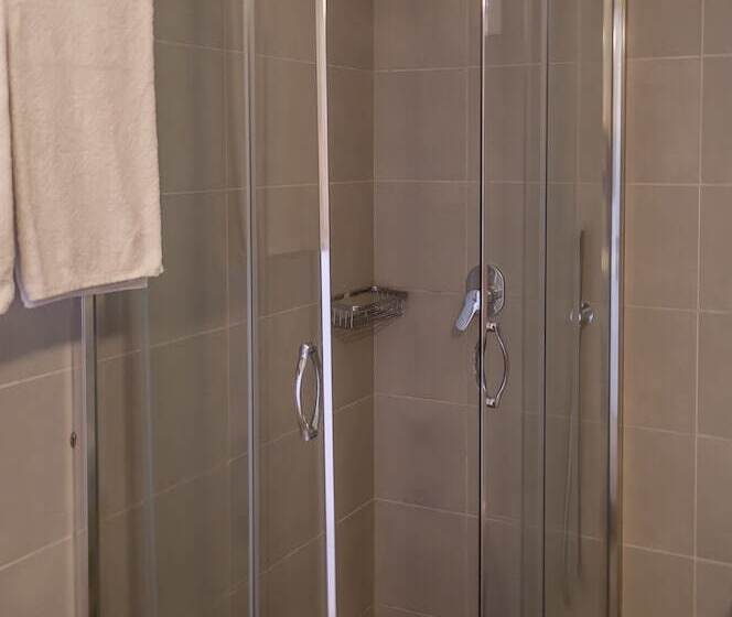 Quarto Estandar, Anita Rooms & Suites Milos