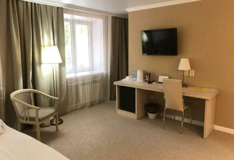 سوییت جونیور, Skif Hotel & Spa