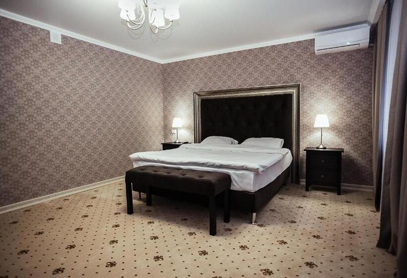 سوییت, Skif Hotel & Spa