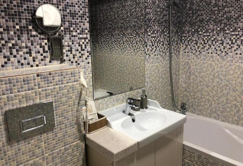 سوییت, Skif Hotel & Spa