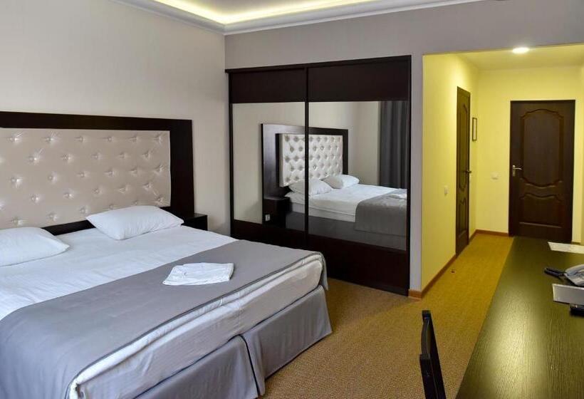 اتاق استاندارد, Skif Hotel & Spa