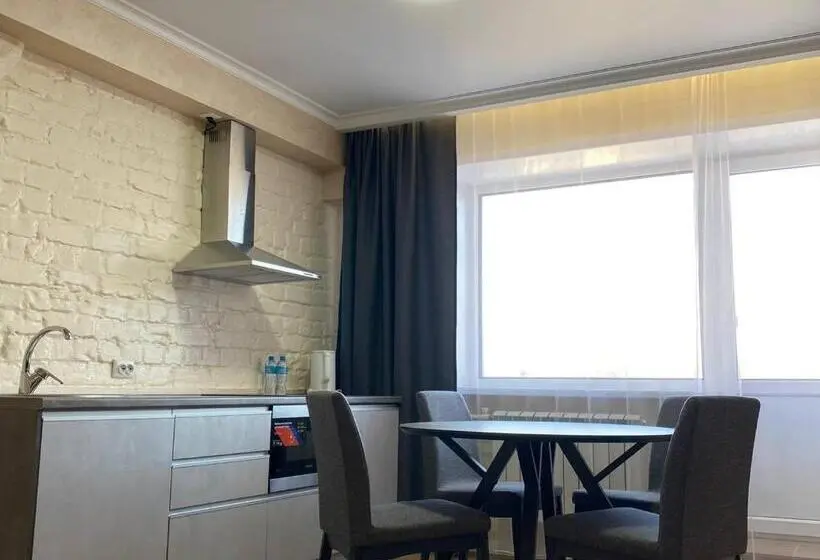 آپارتمان 1 خوابه با بالکن, Skif Hotel & Spa