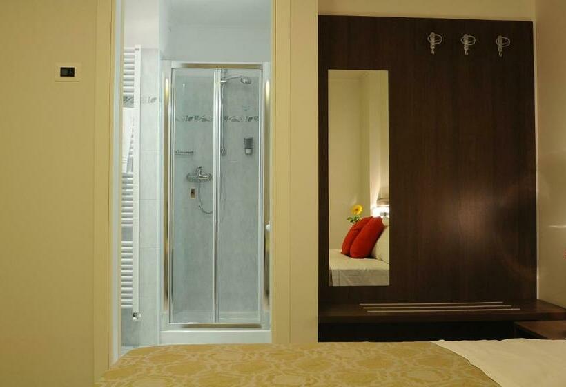 スタンダードシングルルーム, Albergo Leon Bianco Gonars