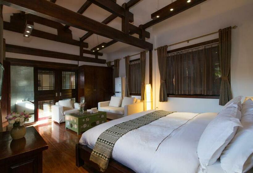 سوییت سوپریور, Jun Bo Xuan Boutique