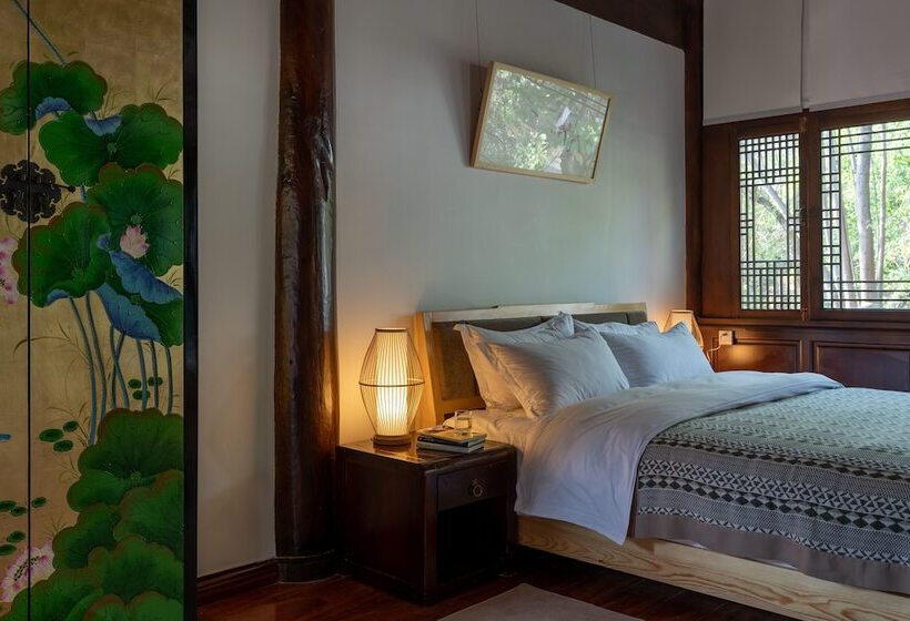 سوییت خانوادگی, Jun Bo Xuan Boutique