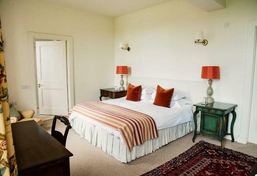 带山景的高级间, Warwick Hall