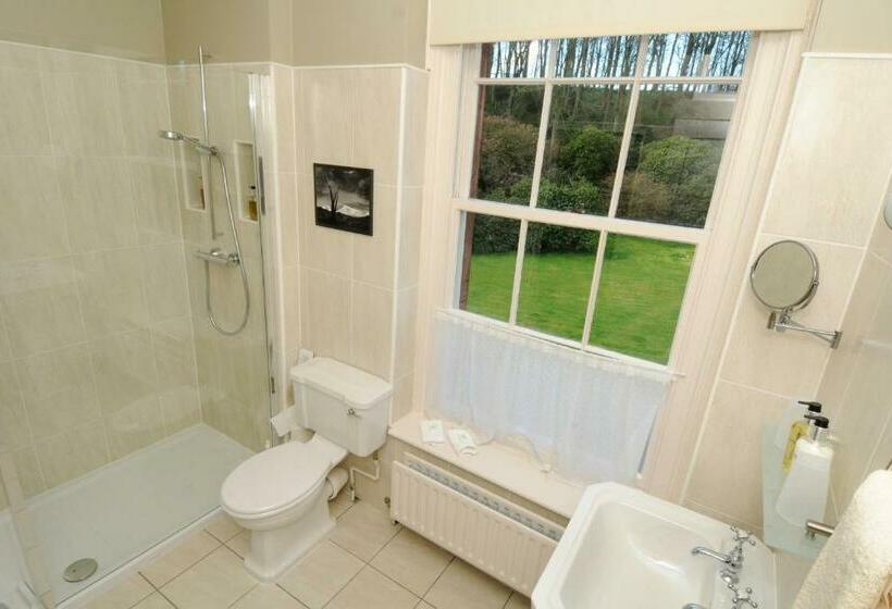 Quarto Deluxe, Warwick Hall