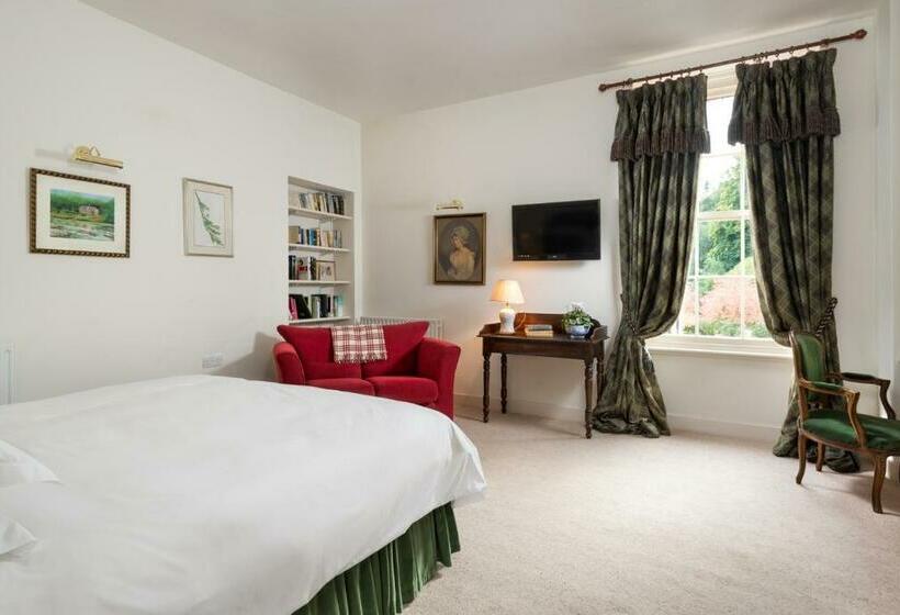 带大床的标准间, Warwick Hall