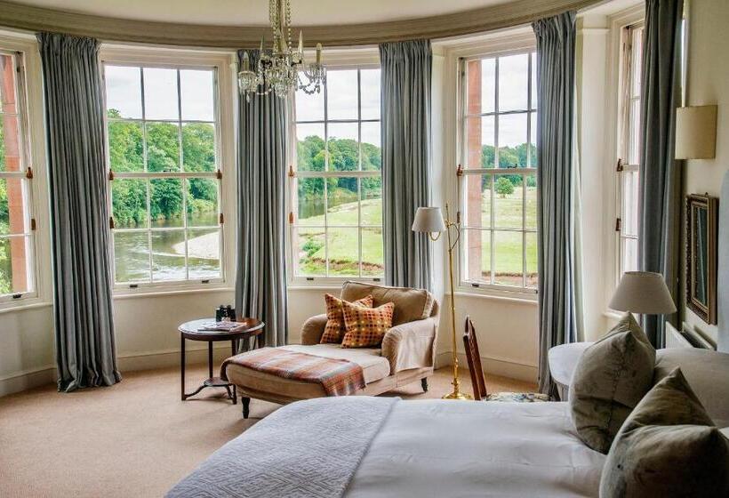 带大床的高级房间, Warwick Hall