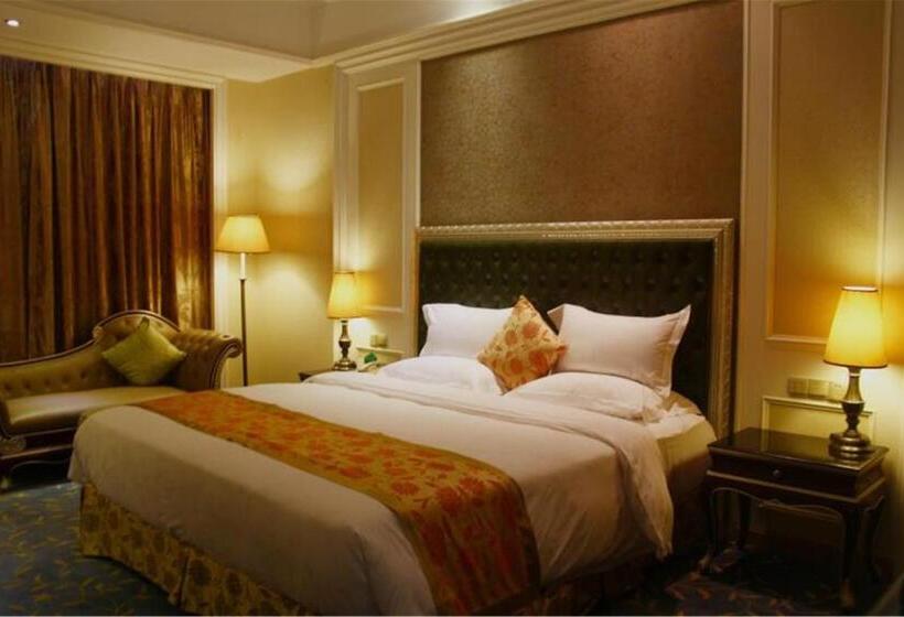 디럭스 룸, Elong Me