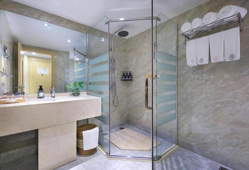 Люкс 2 Спальни, Wing Hotel Guilin  Pedestrian Street