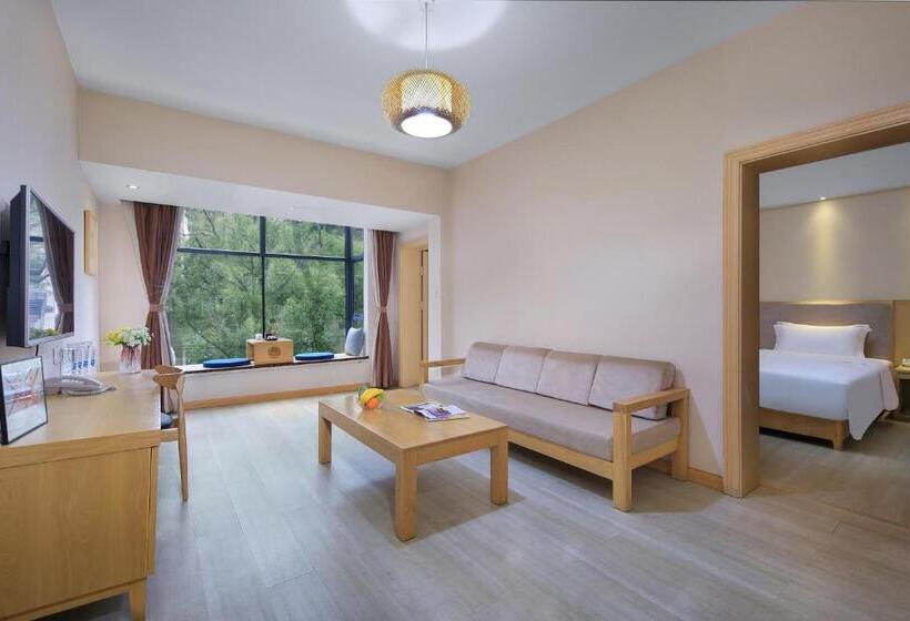 Люкс 2 Спальни, Wing Hotel Guilin  Pedestrian Street
