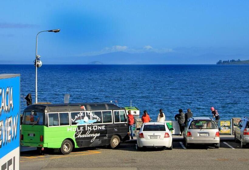 ファミリールーム, Acacia Lake View Motel