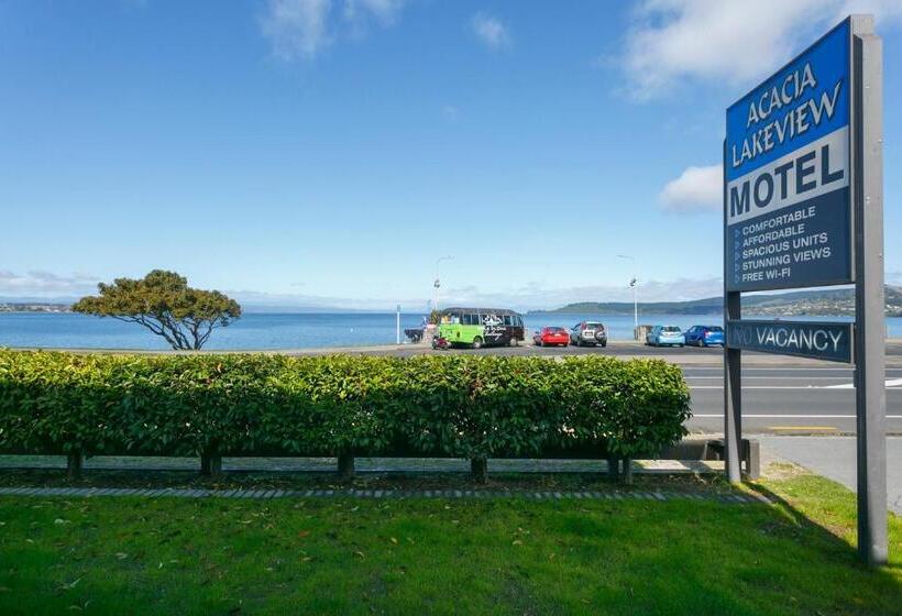 ファミリールーム, Acacia Lake View Motel