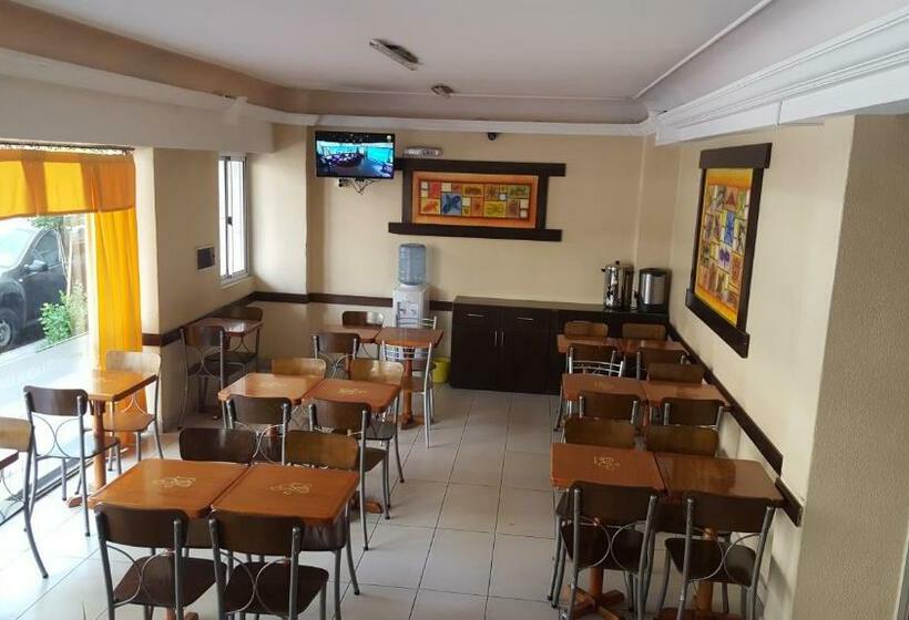 スタンダードルーム, Aquilano