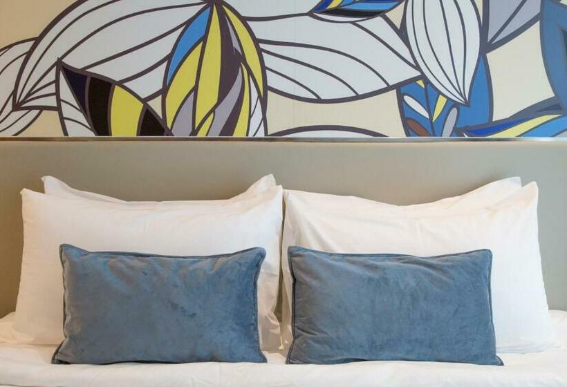 اتاق اجرایی, Bencoolen@hong Kong Street