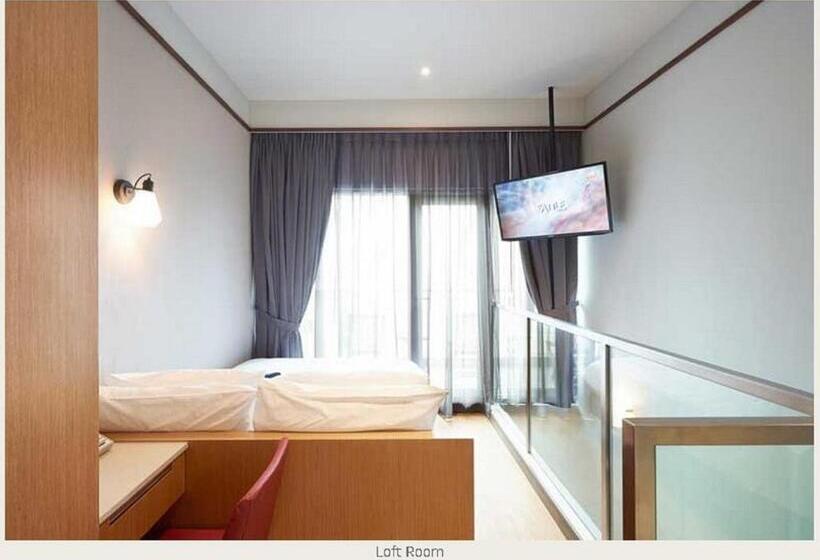 سوییت, Bencoolen@hong Kong Street