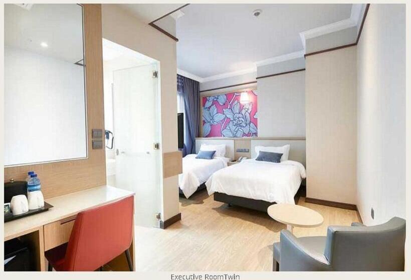 اتاق لوکس, Bencoolen@hong Kong Street