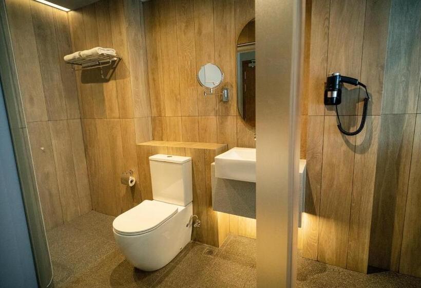 اتاق اجرایی با تخت بزرگ, Bencoolen@hong Kong Street