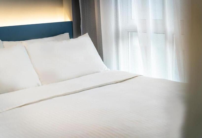 اتاق پرمیوم, Bencoolen@hong Kong Street