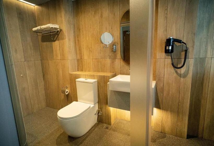 اتاق اجرایی با تخت بزرگ, Bencoolen@hong Kong Street