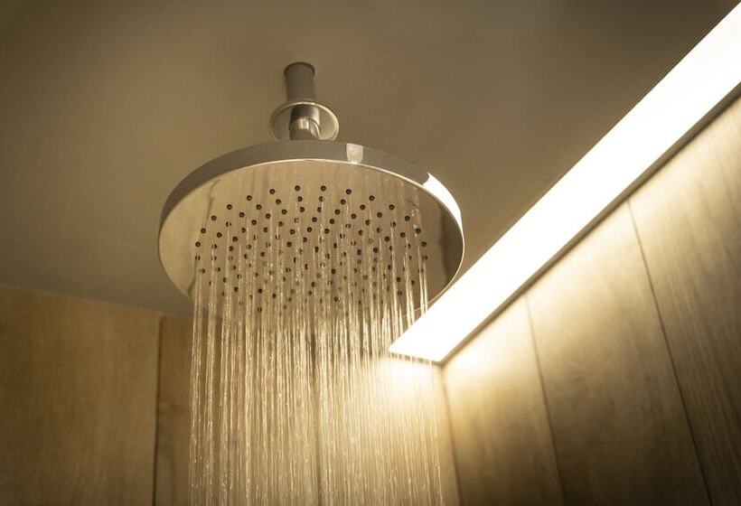 اتاق اجرایی, Bencoolen@hong Kong Street